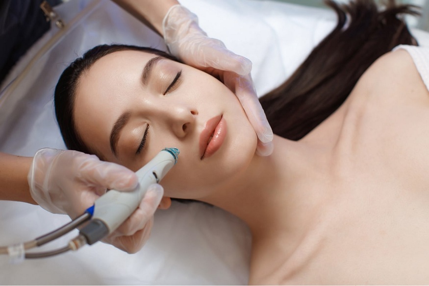 Undergoing a Hydrafacial